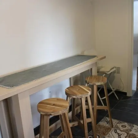 شقة Apartman Vila Galerija Ii